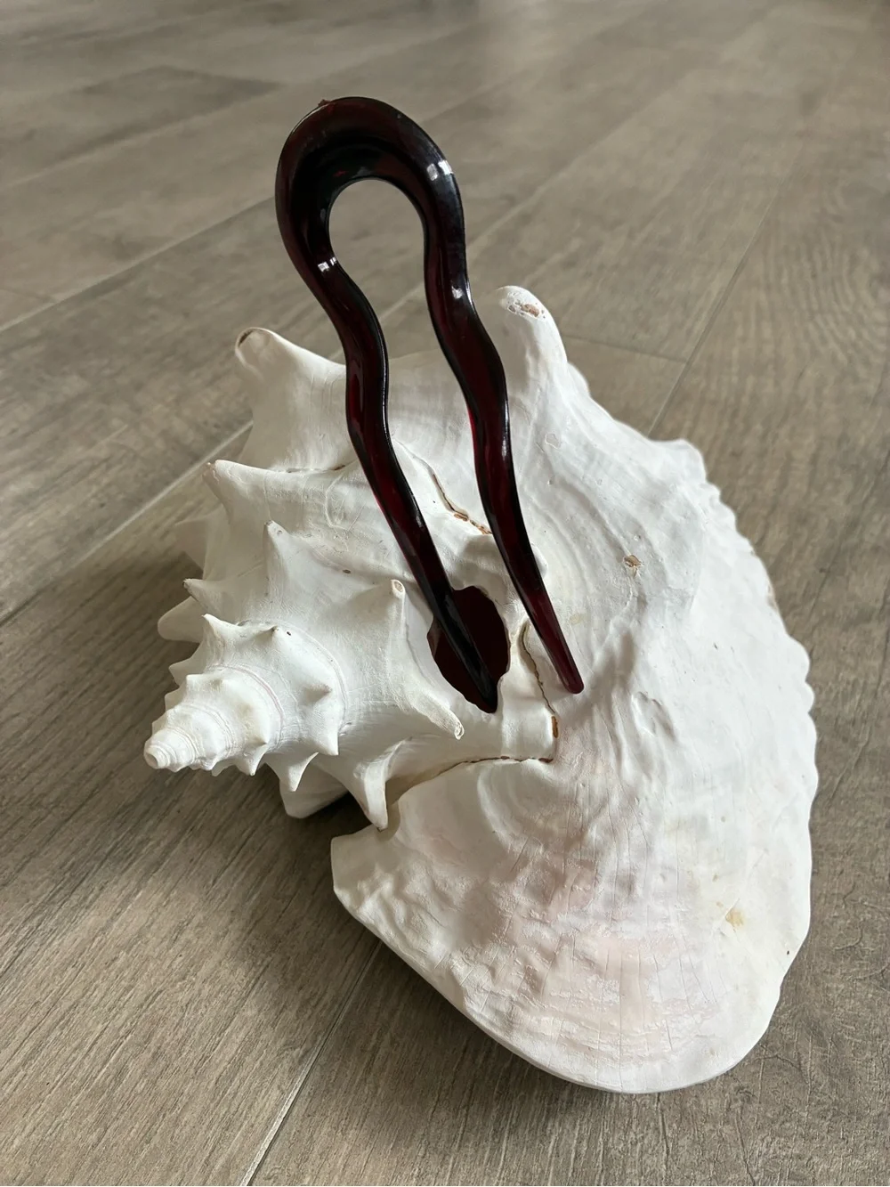 French Sleek Burgundy U Shaped Hair Pin With Wave design- women’s accessories